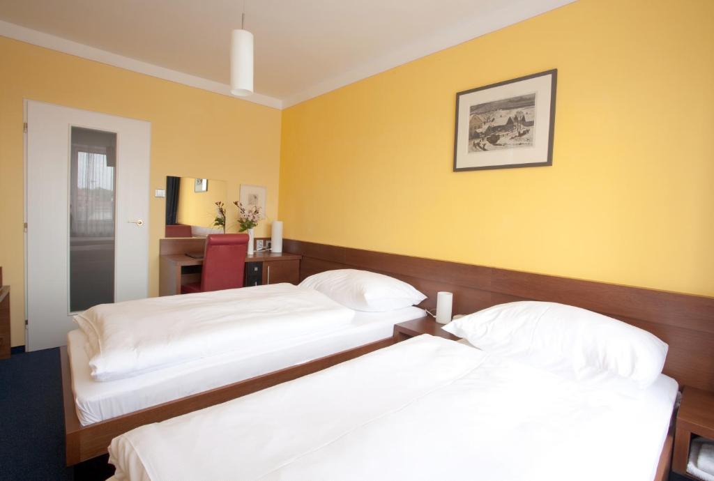 Hotel Zlata Hvezda Litomyšl Chambre photo