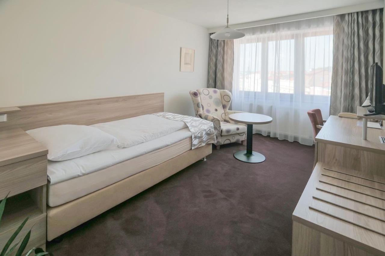Hotel Zlata Hvezda Litomyšl Extérieur photo