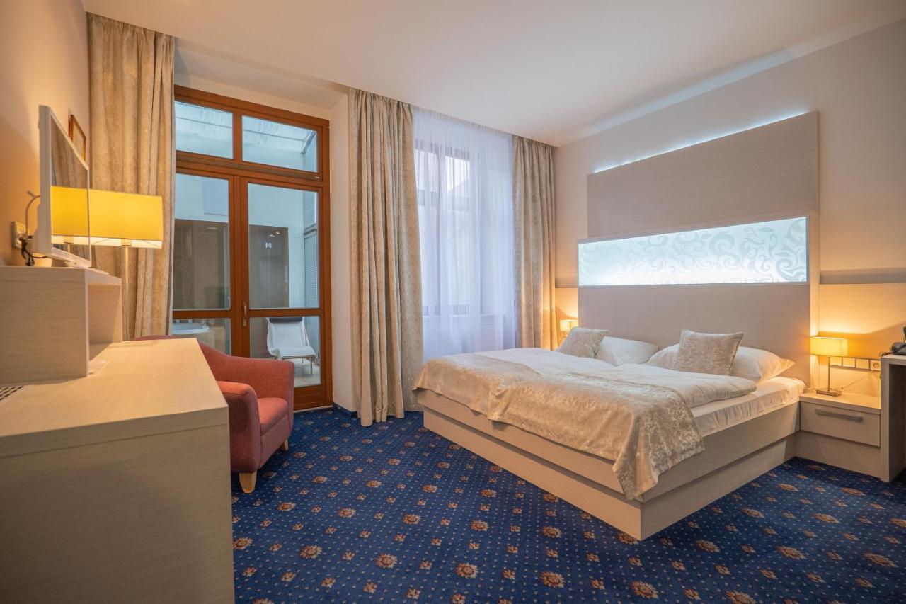 Hotel Zlata Hvezda Litomyšl Extérieur photo