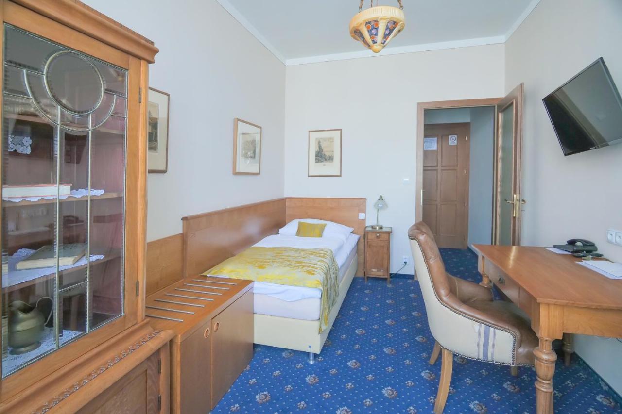 Hotel Zlata Hvezda Litomyšl Extérieur photo